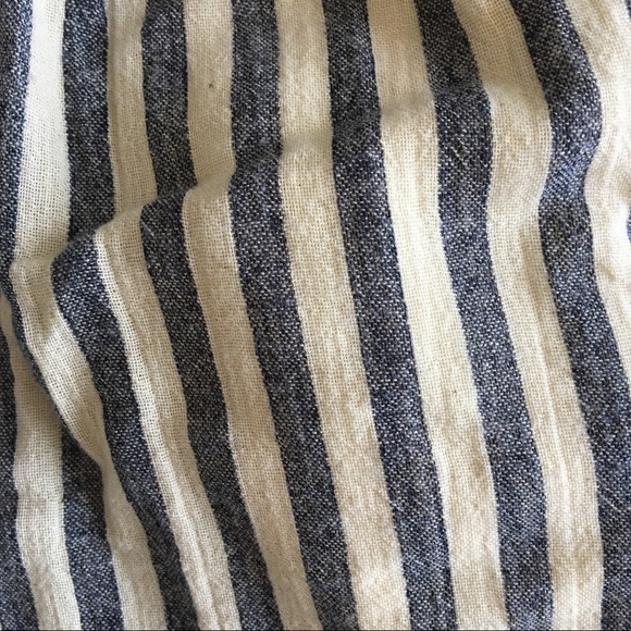 Striped linen shorts- DONATING SOON - Picture 3 of 4
